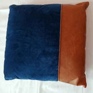 Fortuna Blue - Almofada de Veludo Azul C/ Couro 50x50cm