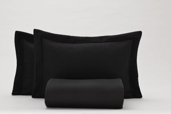 fig1 Cobre Leito Com Fronha Matelasse Soft Touch - 100% Poliéster